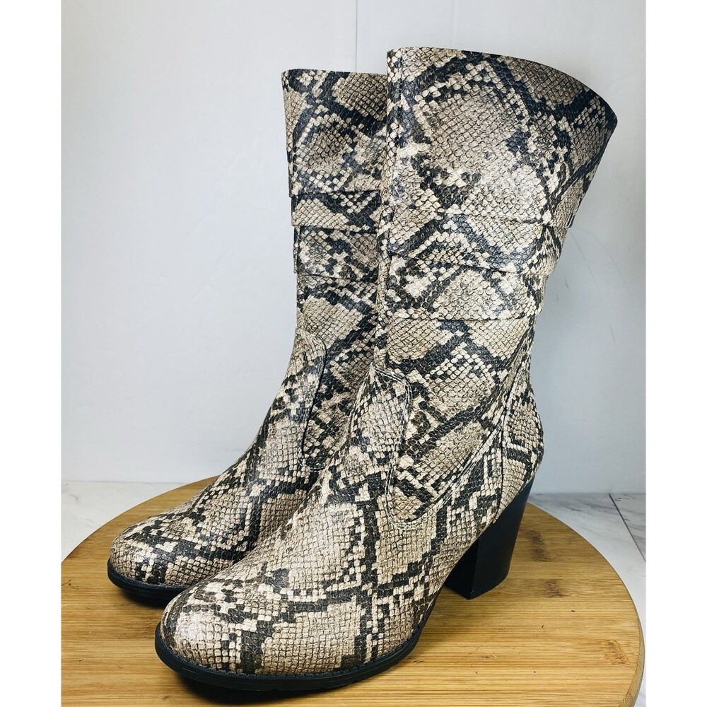 Baretraps Boots Womens 7M Lovelace Snake Skin Print Zip Heel 3”